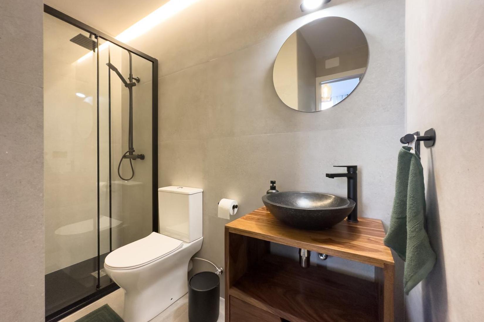 Oasis Suites Downtown บาร์เซโลนา ภายนอก รูปภาพ
